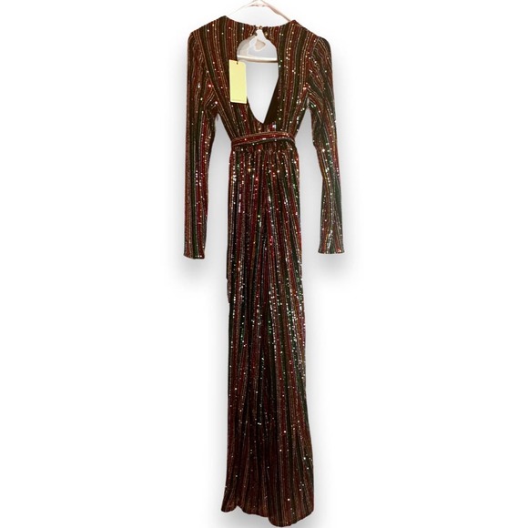 3 FOR $50! 🎁 NWT CLUB L London Multicolor Long Sleeve Sequin Jumpsuit Sz US2 - Picture 5 of 7